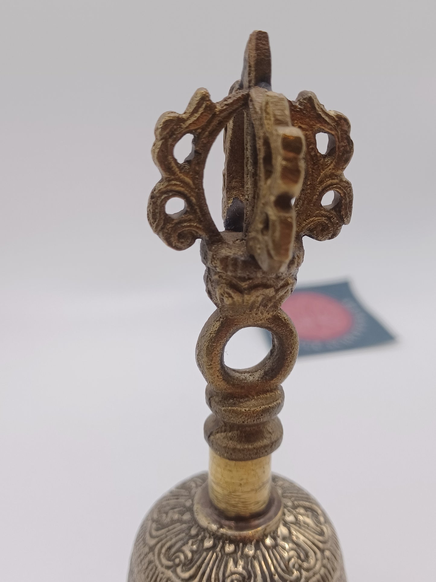 Glocke 11 cm Durchmesser 5,5 cm mit Dorje Griff Kupfer Zink Zinn Legierung
