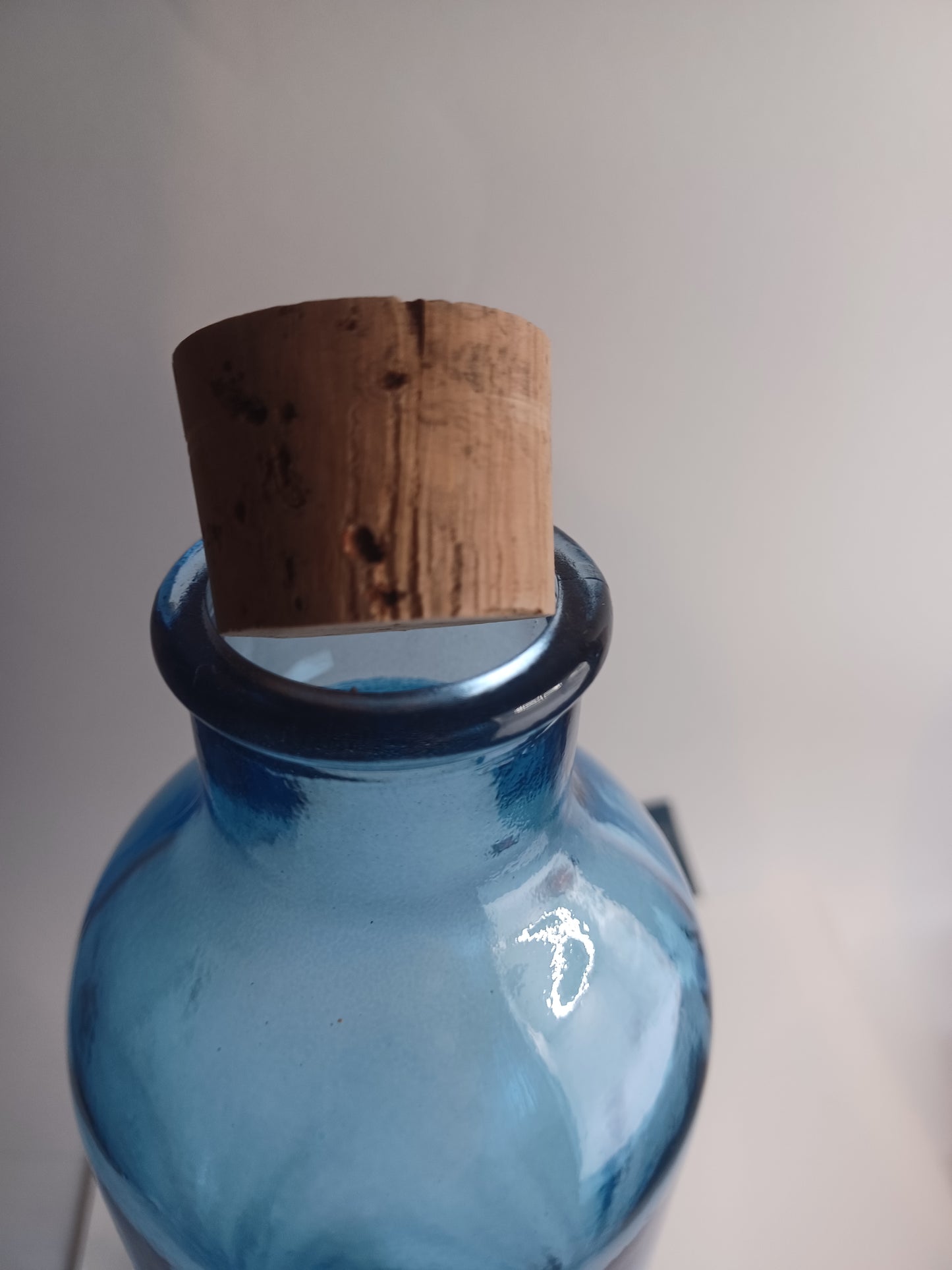 Om Wasserflasche 1,2 Liter Höhe 30 cm schwermetallfrei im Bio Baumwollsäckchen