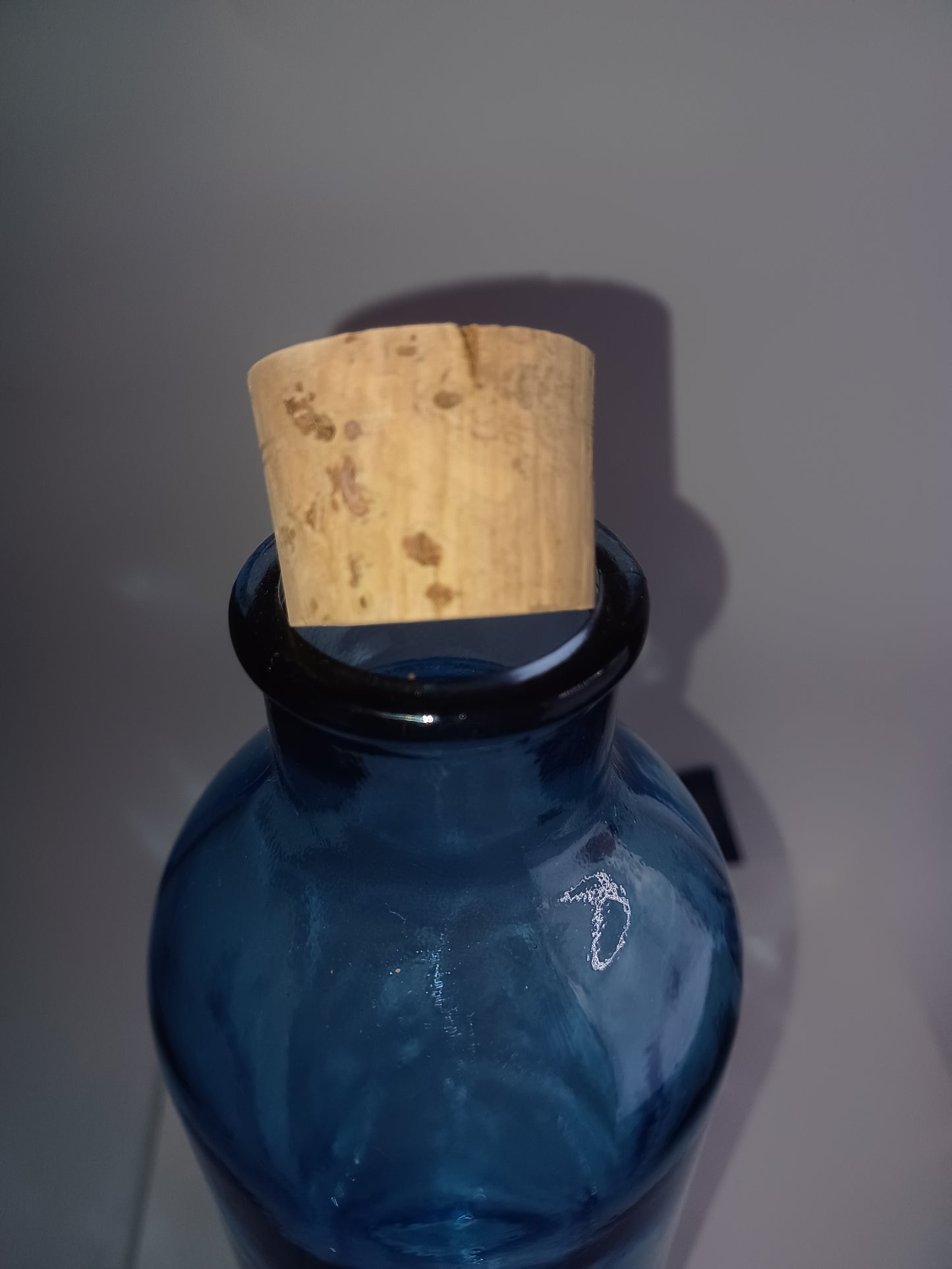 Om Wasserflasche 1,2 Liter Höhe 30 cm schwermetallfrei im Bio Baumwollsäckchen