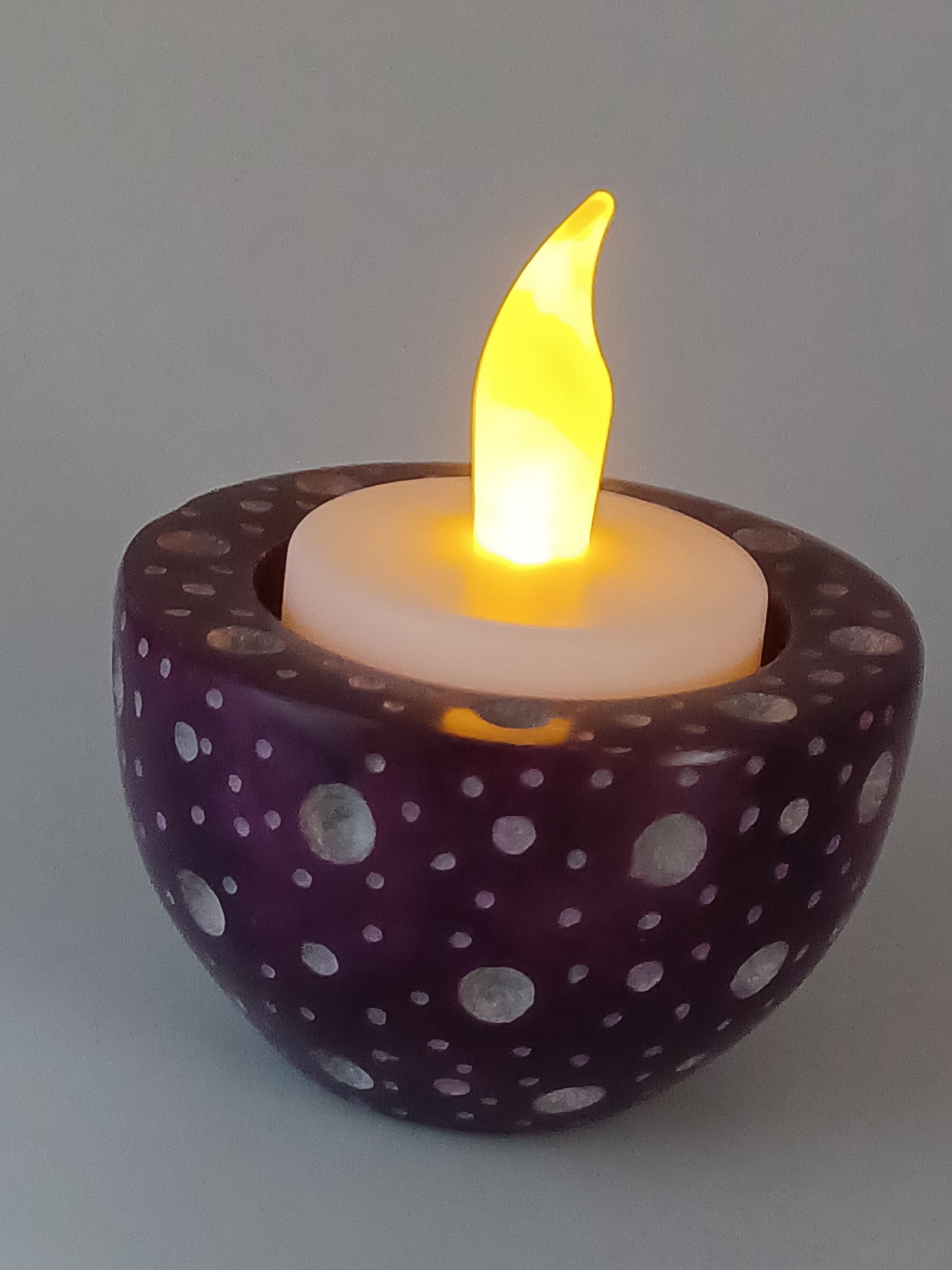 Teelichthalter Speckstein lila 6 cm
