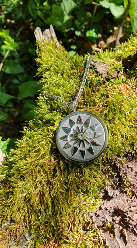CH`UYA - ZEN Collection Anhänger Medaillon Edelstahl Wohlbefinden Vitalität