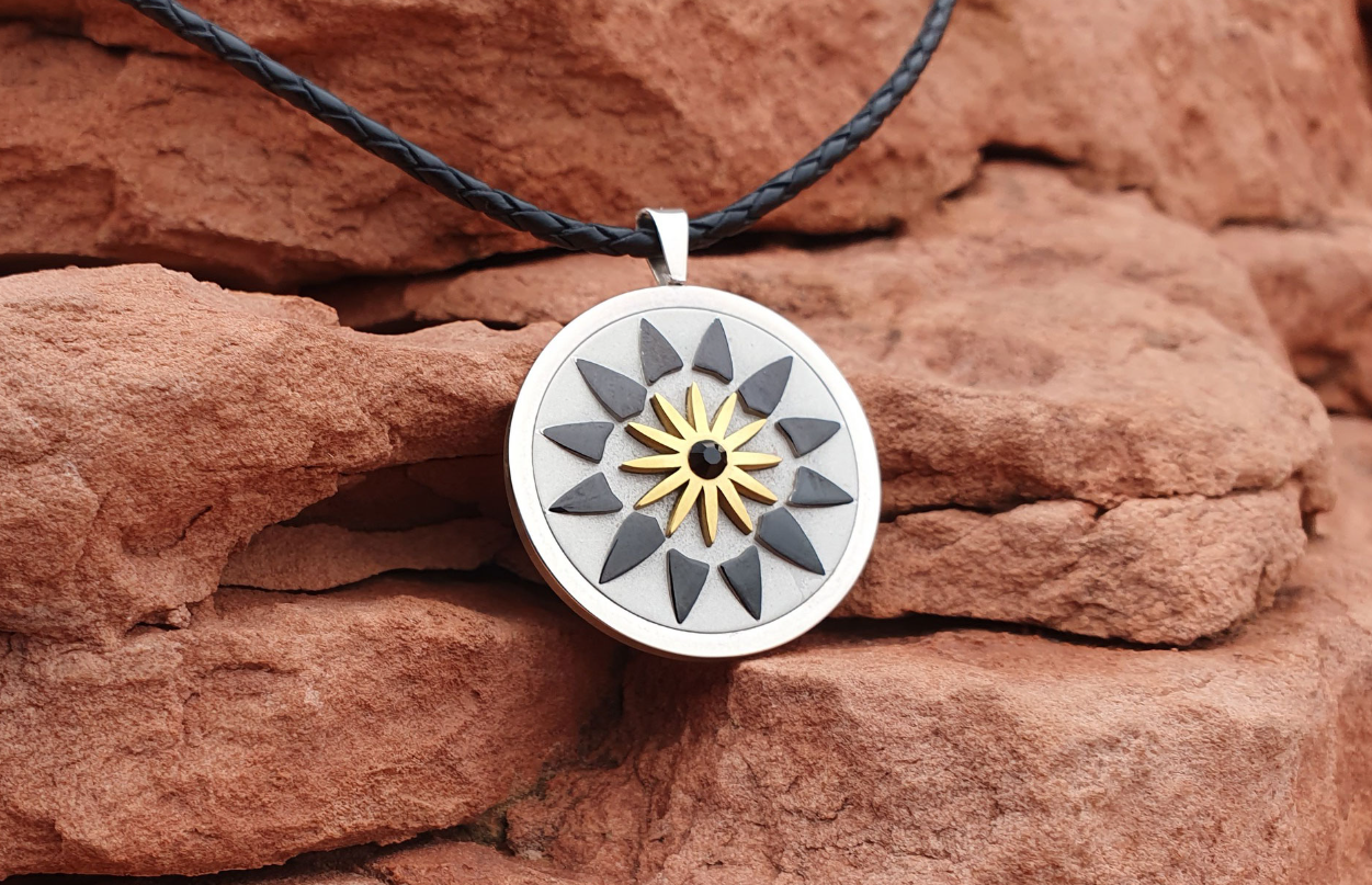 Amaru - Zen Collection Edelstahl Anhänger Rückseite 925 Silber Teils vergoldet