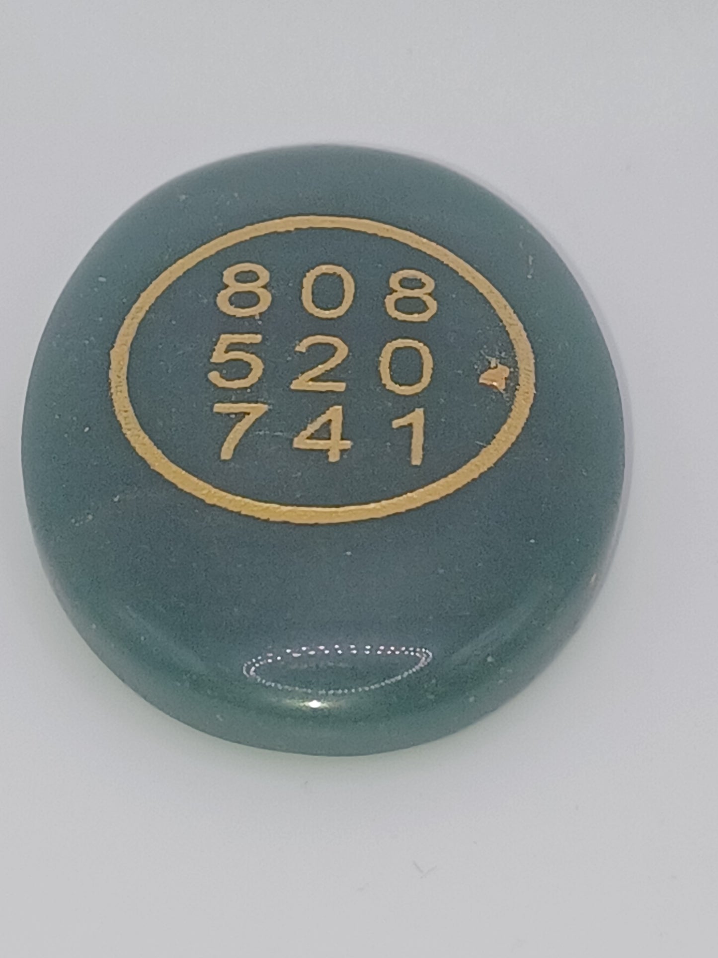 Engelstein grüne Jade Schutz, Harmonie, Fülle.. L: ca. 4 cm B: ca.3cm
