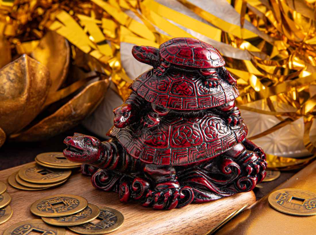 Drachenschildkröte, rot Kunstharz H: 9,5 cm, L: 11 cm, B: 8 cm Reichtum