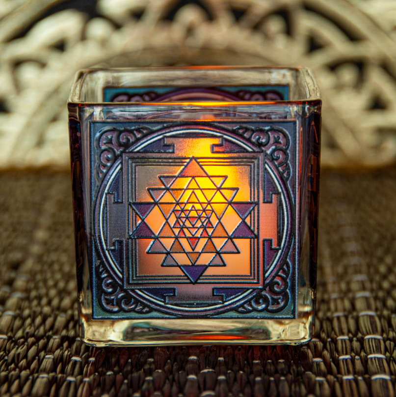 1 Teelichtglas  Shri Yantra Schutzsymbol L:6 cm Teelichthalter